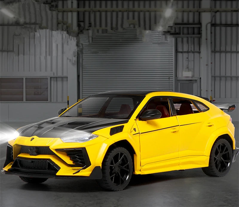 URUS SUV Model Car 1:24